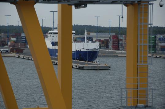 Ferry_Helsinki.jpg