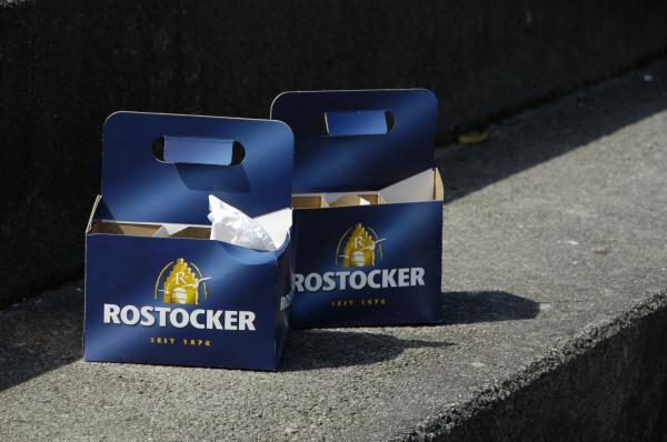 rostock_six_pack_Bier.jpg